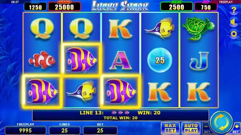 Lucky Shark slot screenshot 2