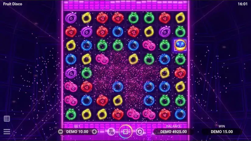 Fruit Disco slot screenshot 2