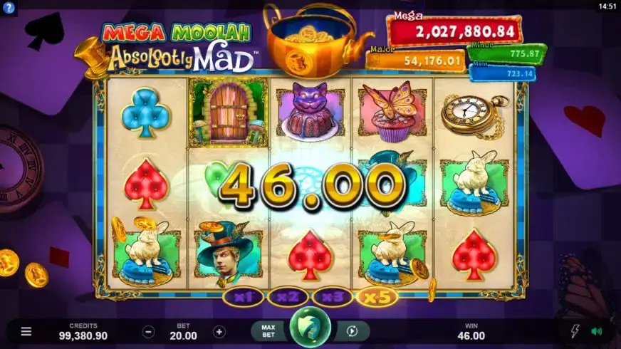 Absolootly Mad: Mega Moolah slot screenshot 2