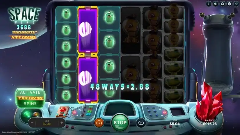 Space Wars XXXtreme Megaways slot screenshot 