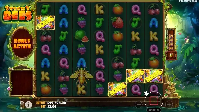 Sticky Bees slot screenshot 2