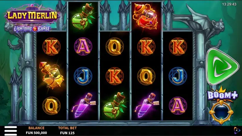 Lady Merlin Lightning Chase slot screenshot 3